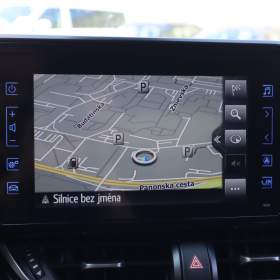 Foto inzerátu Toyota C-HR 1.8 Hybrid