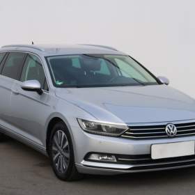 Foto inzerátu Volkswagen Passat 2.0 TDI