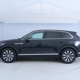 Foto inzerátu Volkswagen Touareg 3.0 TDI