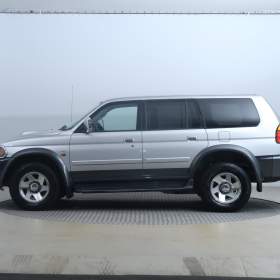 Foto inzerátu Mitsubishi Pajero Sport 2.5 TD