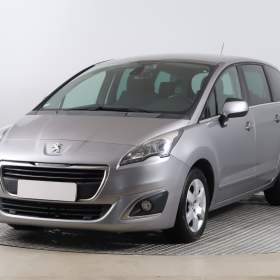 Foto inzerátu Peugeot 5008 1.6 HDi