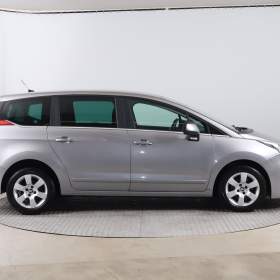 Foto inzerátu Peugeot 5008 1.6 HDi