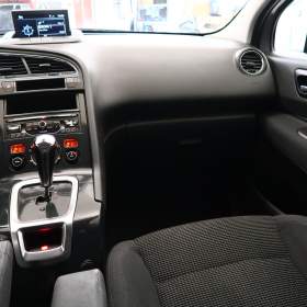 Foto inzerátu Peugeot 5008 1.6 HDi