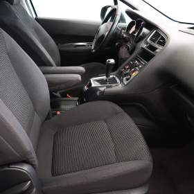 Foto inzerátu Peugeot 5008 1.6 HDi