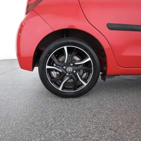 Foto inzerátu Toyota Yaris 1.5 Hybrid