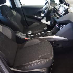 Foto inzerátu Peugeot 2008 1.2 PureTech