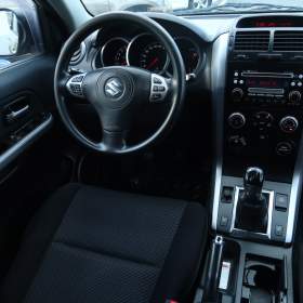 Foto inzerátu Suzuki Grand Vitara 2.0