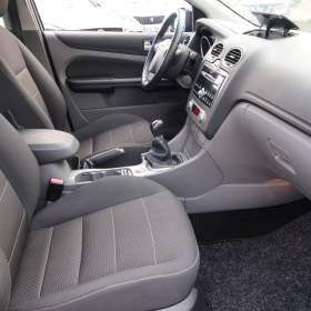 Foto inzerátu Ford Focus 1.6 i
