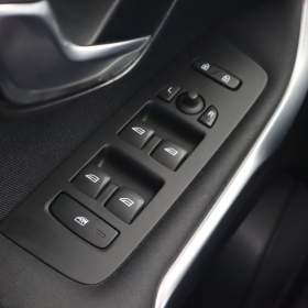 Foto inzerátu Volvo V40 2.0 D4