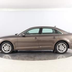 Foto inzerátu Audi A4 2.0 TDI