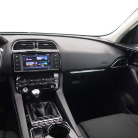 Foto inzerátu Jaguar F-Pace 20d AWD