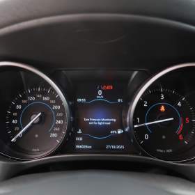 Foto inzerátu Jaguar F-Pace 20d AWD