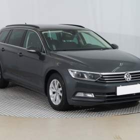 Foto inzerátu Volkswagen Passat 2.0 TDI