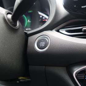 Foto inzerátu Hyundai i30 1.5 T-GDI MHEV