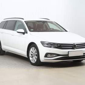 Foto inzerátu Volkswagen Passat 2.0 TDI