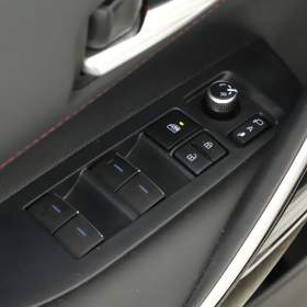 Foto inzerátu Toyota Corolla 1.8 Hybrid