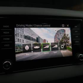 Foto inzerátu Škoda Karoq 1.5 TSI