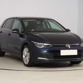 Foto inzerátu Volkswagen Golf 1.5 eTSI