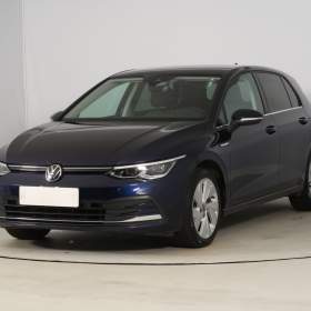 Foto inzerátu Volkswagen Golf 1.5 eTSI