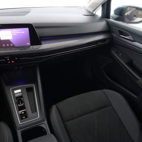 Foto inzerátu Volkswagen Golf 1.5 eTSI