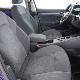 Foto inzerátu Volkswagen Golf 1.5 eTSI