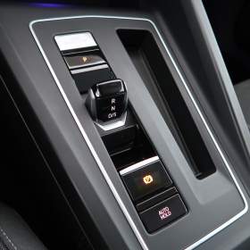 Foto inzerátu Volkswagen Golf 1.5 eTSI