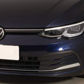 Foto inzerátu Volkswagen Golf 1.5 eTSI