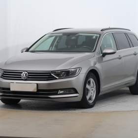 Foto inzerátu Volkswagen Passat 1.6 TDI