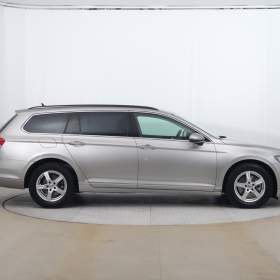 Foto inzerátu Volkswagen Passat 1.6 TDI
