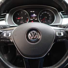 Foto inzerátu Volkswagen Passat 1.6 TDI