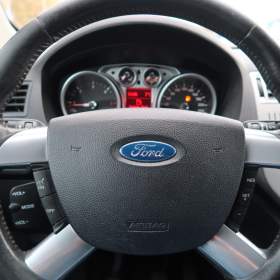 Foto inzerátu Ford Kuga 2.0 TDCi