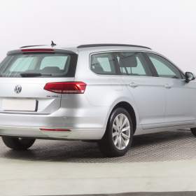 Foto inzerátu Volkswagen Passat 1.6 TDI
