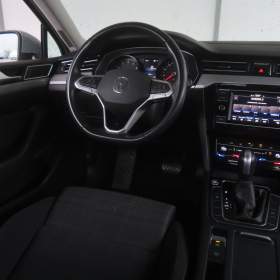 Foto inzerátu Volkswagen Passat 1.5 TSI