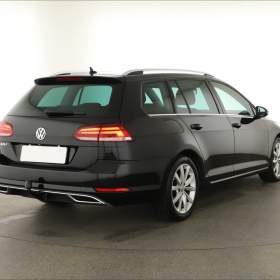 Foto inzerátu Volkswagen Golf 2.0 TDI