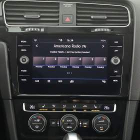 Foto inzerátu Volkswagen Golf 2.0 TDI