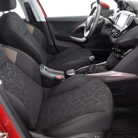 Foto inzerátu Peugeot 2008 1.2 PureTech