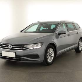 Foto inzerátu Volkswagen Passat 2.0 TDI