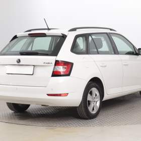 Foto inzerátu Škoda Fabia 1.0 TSI