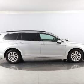 Foto inzerátu Volkswagen Passat 2.0 TDI