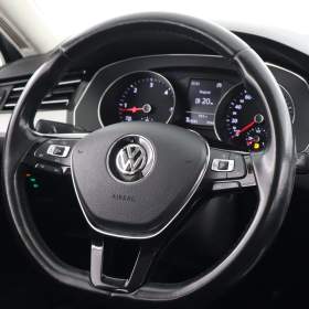 Foto inzerátu Volkswagen Passat 2.0 TDI