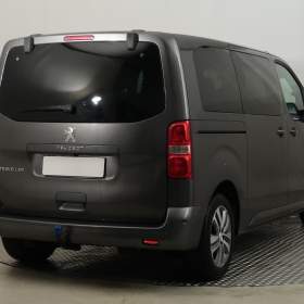 Foto inzerátu Peugeot Traveller 2.0 BlueHDi