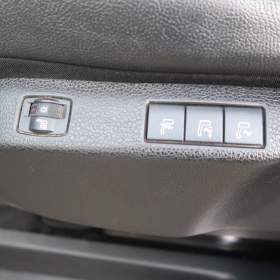 Foto inzerátu Peugeot Traveller 2.0 BlueHDi