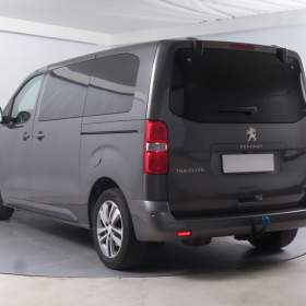 Foto inzerátu Peugeot Traveller 2.0 BlueHDi