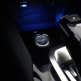 Foto inzerátu Peugeot 3008 1.2 PureTech