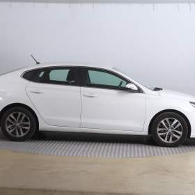 Foto inzerátu Hyundai i30 Fastback 1.0 T-GDI