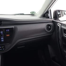 Foto inzerátu Toyota Auris Hybrid