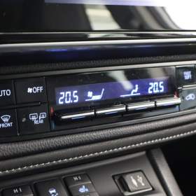 Foto inzerátu Toyota Auris Hybrid