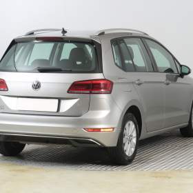 Foto inzerátu Volkswagen Golf Sportsvan 1.0 TSI