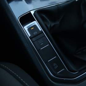 Foto inzerátu Volkswagen Golf Sportsvan 1.0 TSI