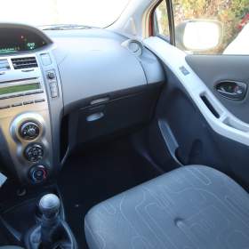 Foto inzerátu Toyota Yaris 1.0 VVT-i